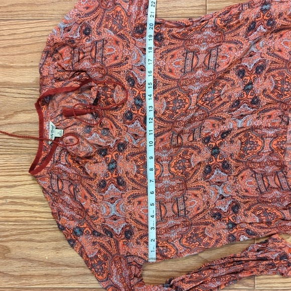 Paisley red & blue Boho hi-low blouse with tassels, fringe collar, Lucky Brand S - Picture 2 of 5